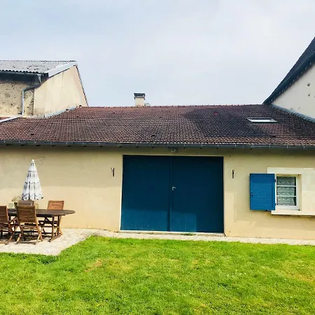 De La Grande Fontaine Hébergement de vacances Isches