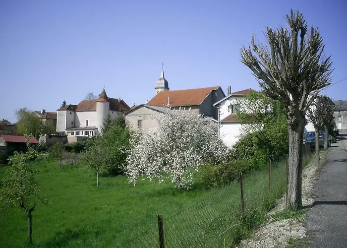De La Grande Fontaine Casa de Férias Isches